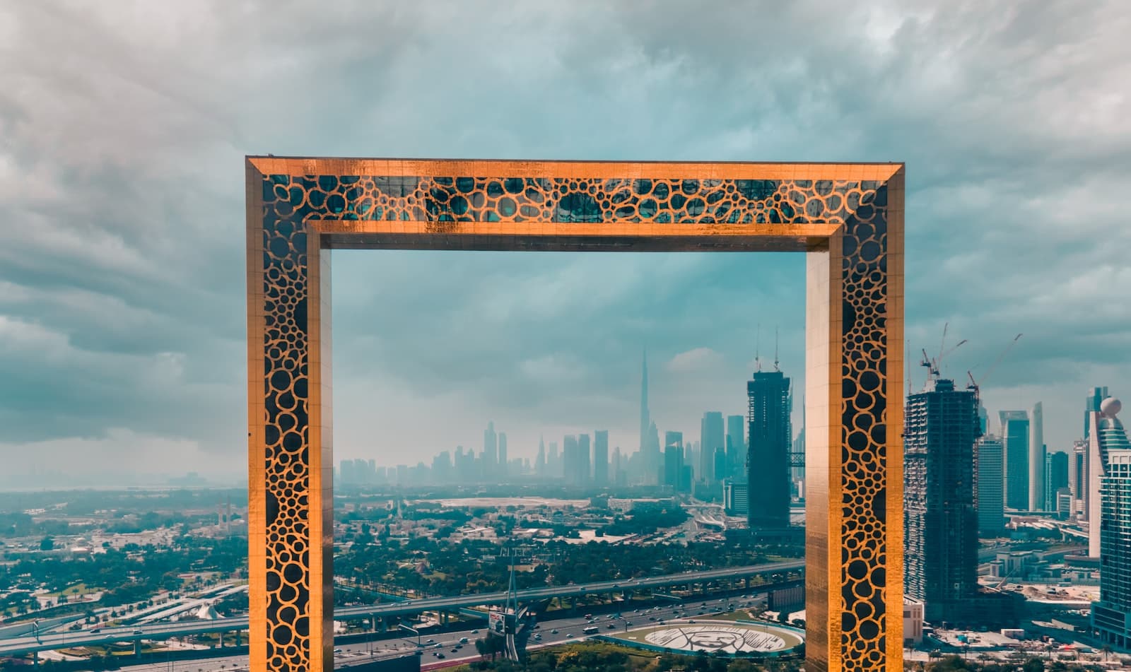 Visa résidence Dubaï 2026 : types, procédure et coûts